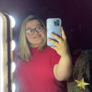 Meet your Posher, Angelina